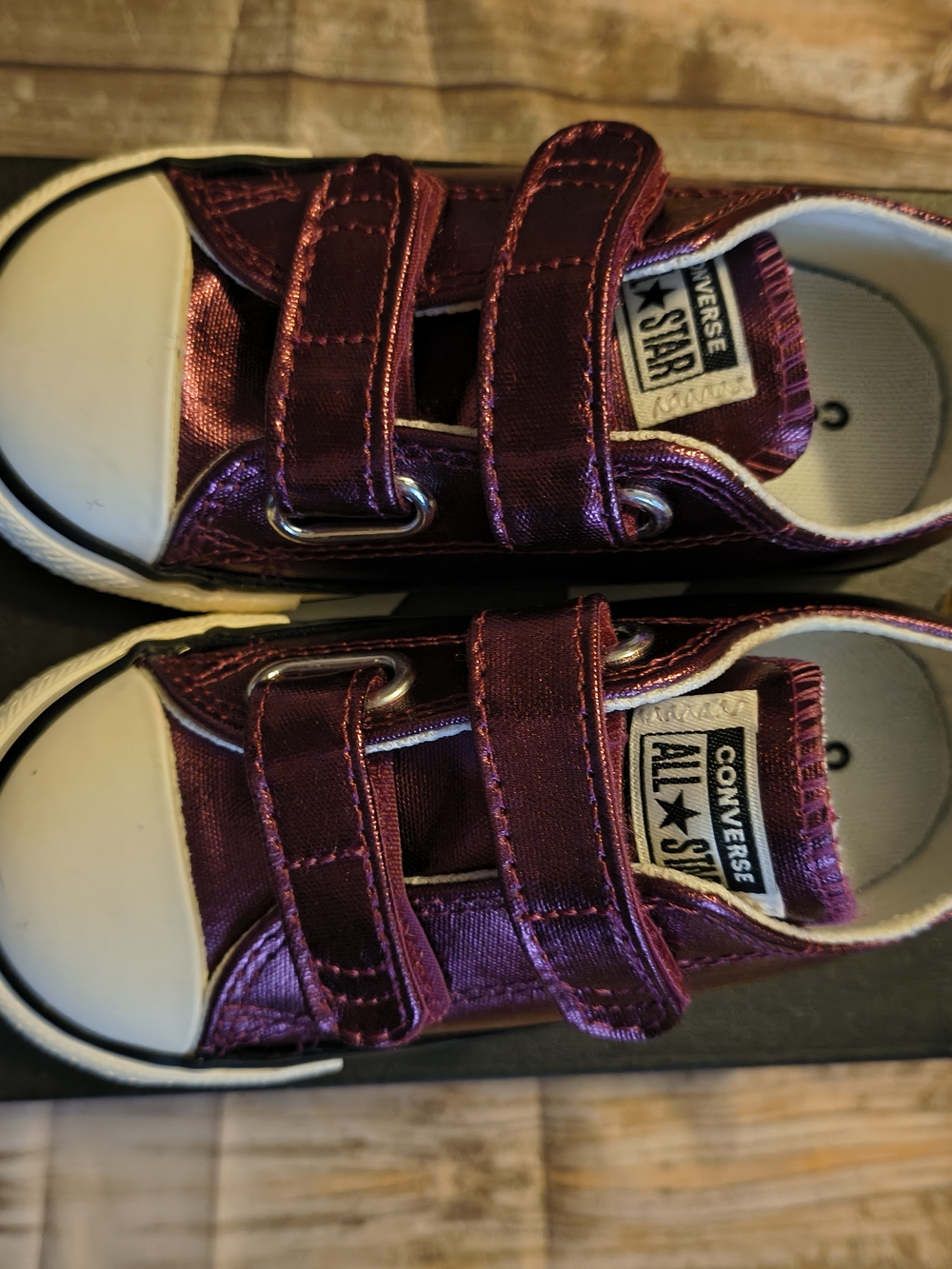 Converse Kids Metallic Burgundy Low-Top Sneakers with White Toe